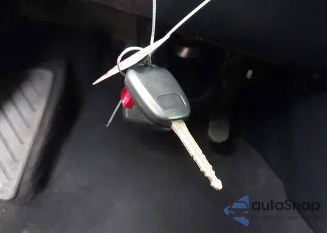 2018 Toyota Corolla Le из США, поврежденный, VIN 2T1BURHE4JC102734